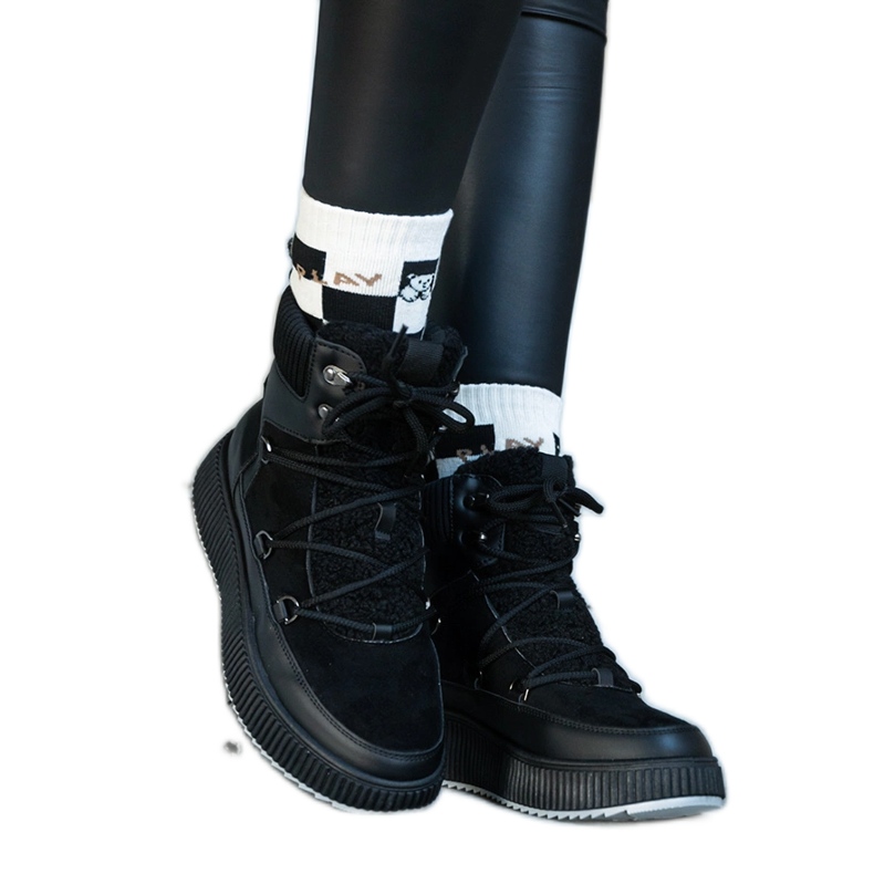 Rosemarie fekete bokacsizma vastag talppal