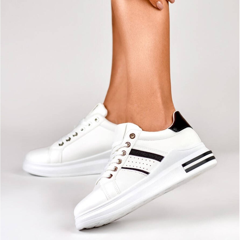 Női sportcipő, platformos tornacipő, fehér AD-732W/B