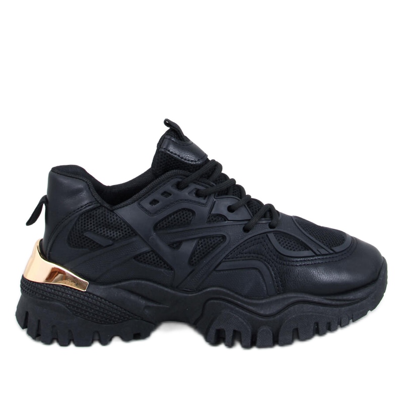 Fekete női sportcipő vastag talppal