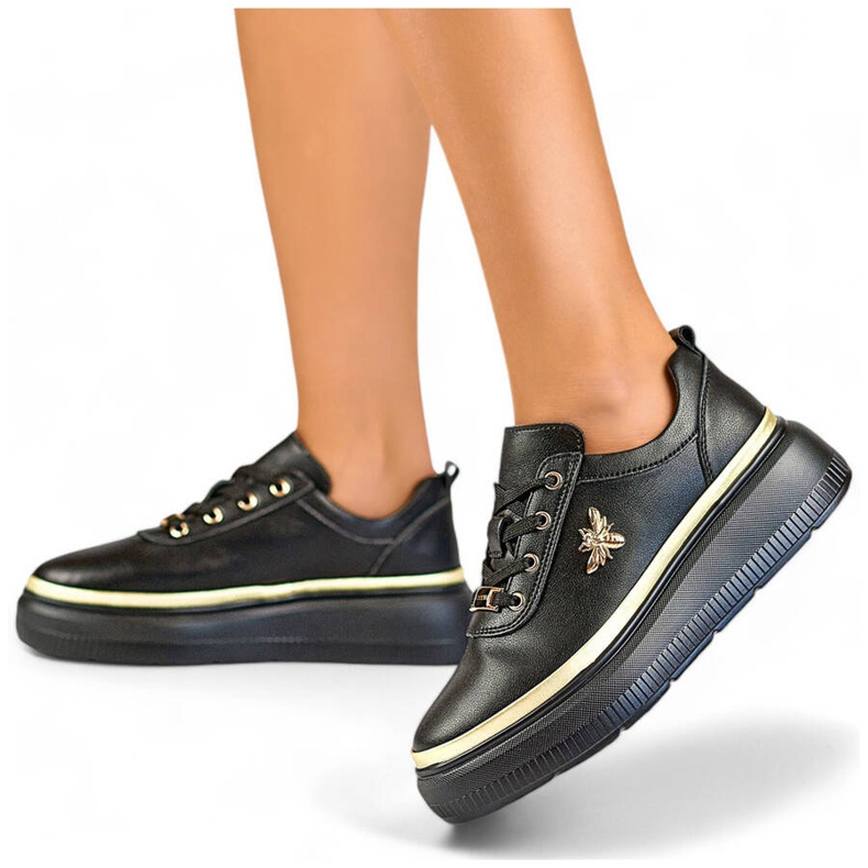 Bőr női sportcipő a platformon, fekete GD-XF120C-B