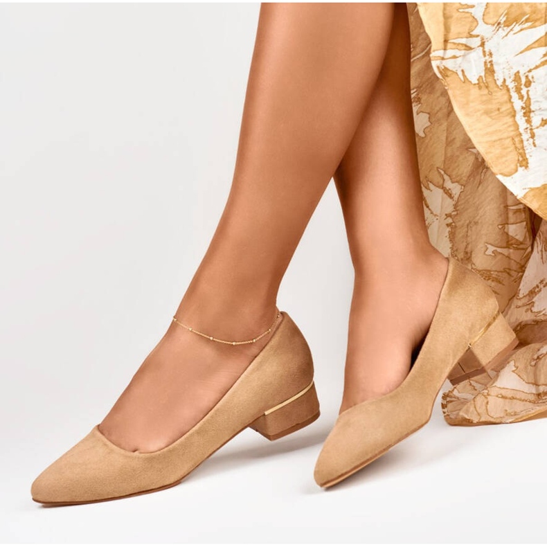 Goodin Női alacsony sarkú velúr pumpák, bézs GD-XR106BE