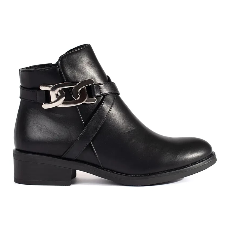 Fekete Chelsea csizma lapos sarokkal és dekoratív pánttal