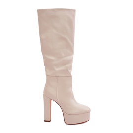 Magas sarkú és platformos csizma világos bézs öko bőrből