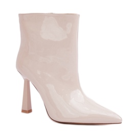 Lakkbőr női csizma magas sarkú, bézs színű