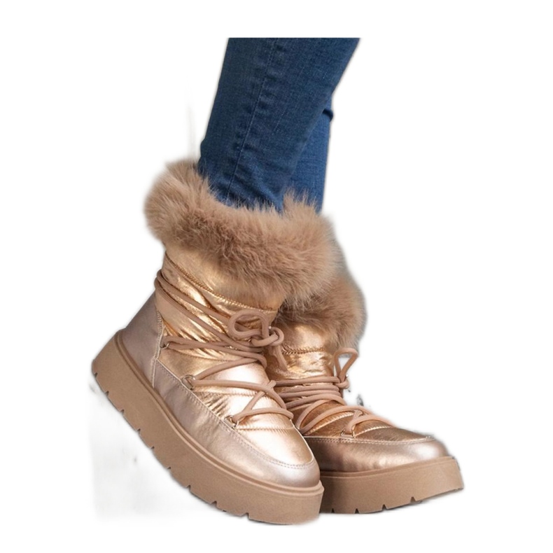 Bézs hőszigetelt hócsizma szőrmével Arilla - Solea Bézs hőszigetelt hócsizma szőrmével Arilla - Solea