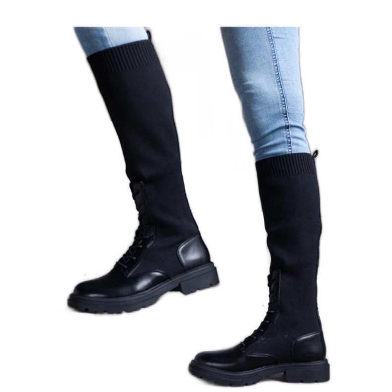 Fekete bebújós csizma elasztikus anyag felsőrésszel Luana - Solea