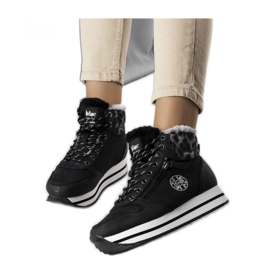 Szigetelt csizma LCJ-22-31-1448L Lee Cooper fekete