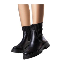 Fekete szigetelt csizma