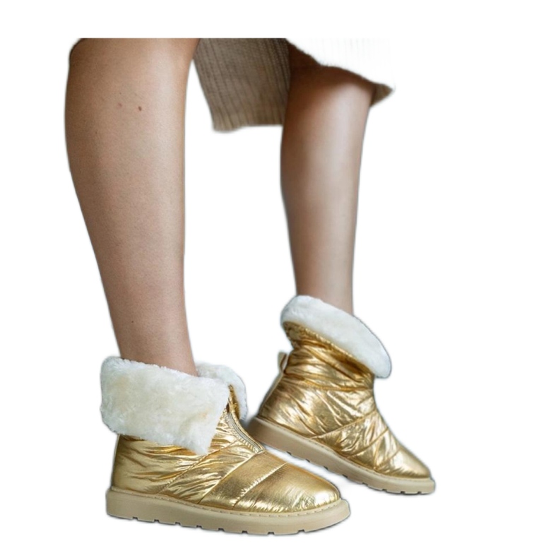 Arany hőszigetelt hócsizma gallérral aranysárga