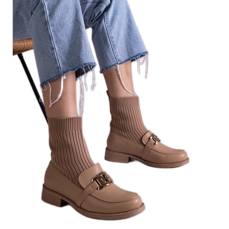 Sötétbézs bokacsizma szövet felsőrésszel