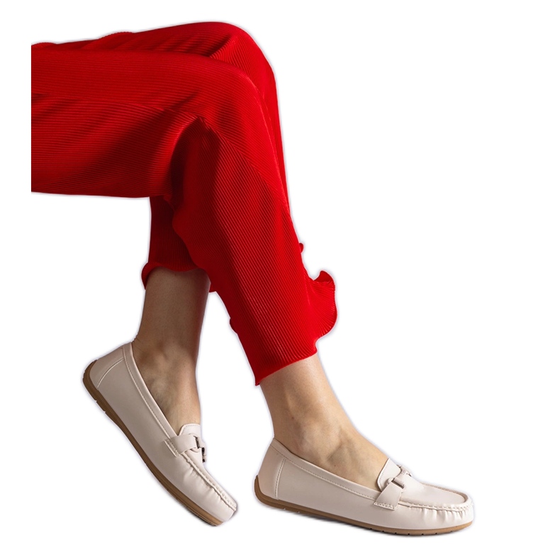 Bézs klasszikus öko bőr lokk díszítve