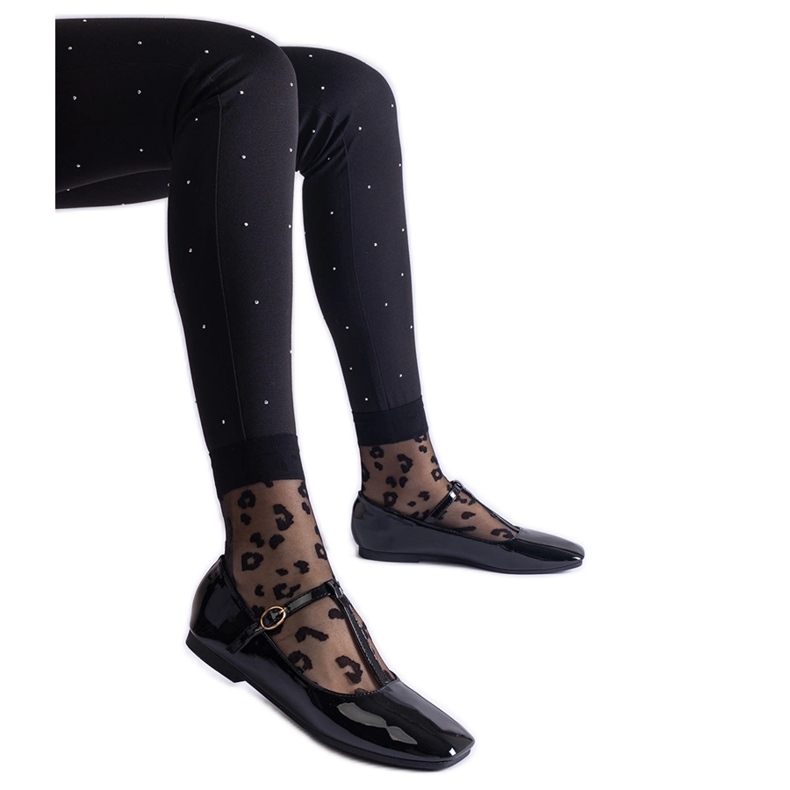 Fekete lakk balettlakások övvel