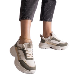 Zöld tornacipő csillogó betétekkel Zöld tornacipő csillogó betétekkel