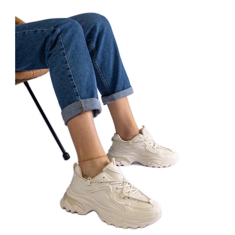 Bézs színű női sportcipő