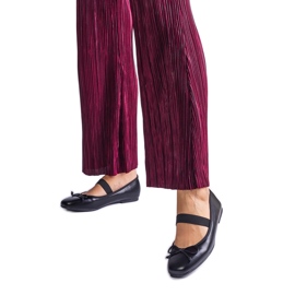 Fekete balettlapos gumiszalaggal és dekoratív masnival