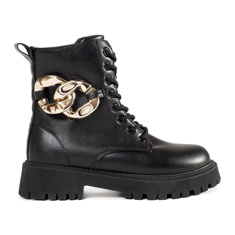 Fekete munkavállalók aranylánccal