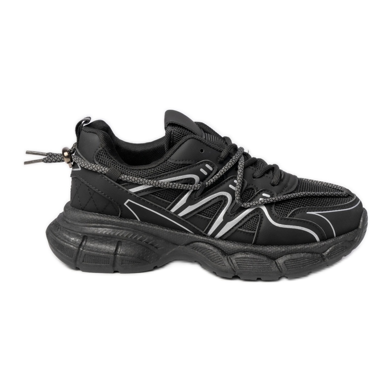 Női fekete cipők a platformon Női fekete cipők a platformon