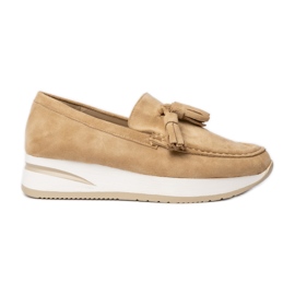 Női cipők bézs szövetekkel Női cipők bézs szövetekkel