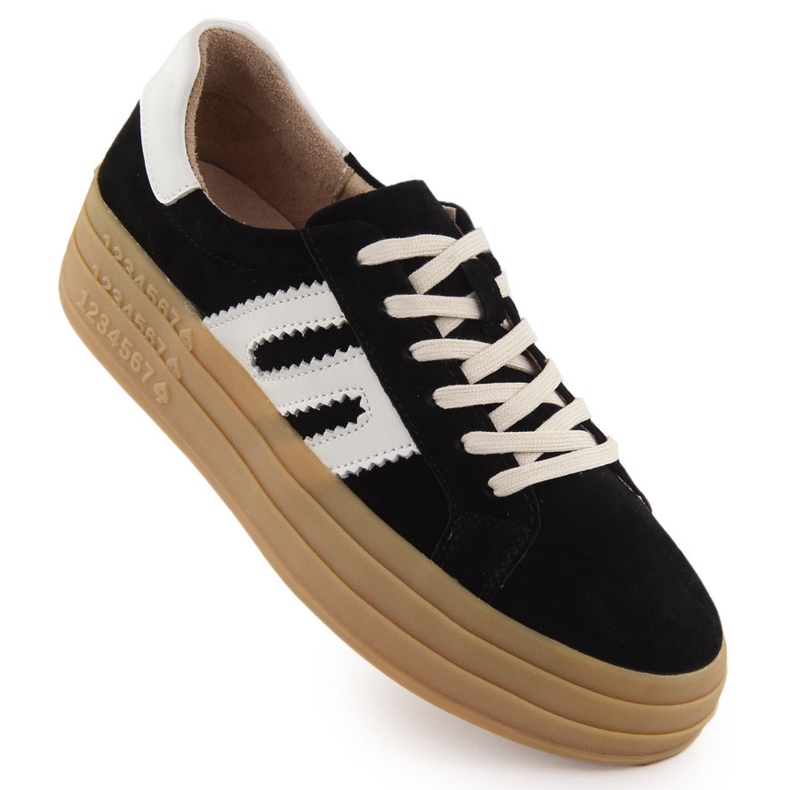 Bőrcipő a fekete filippo 6744 platformon