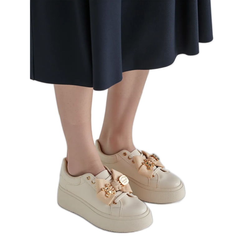 Női cipők bézs bézs Női cipők bézs bézs