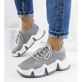 D/GMR Szürke sportcipő a Thornbertől