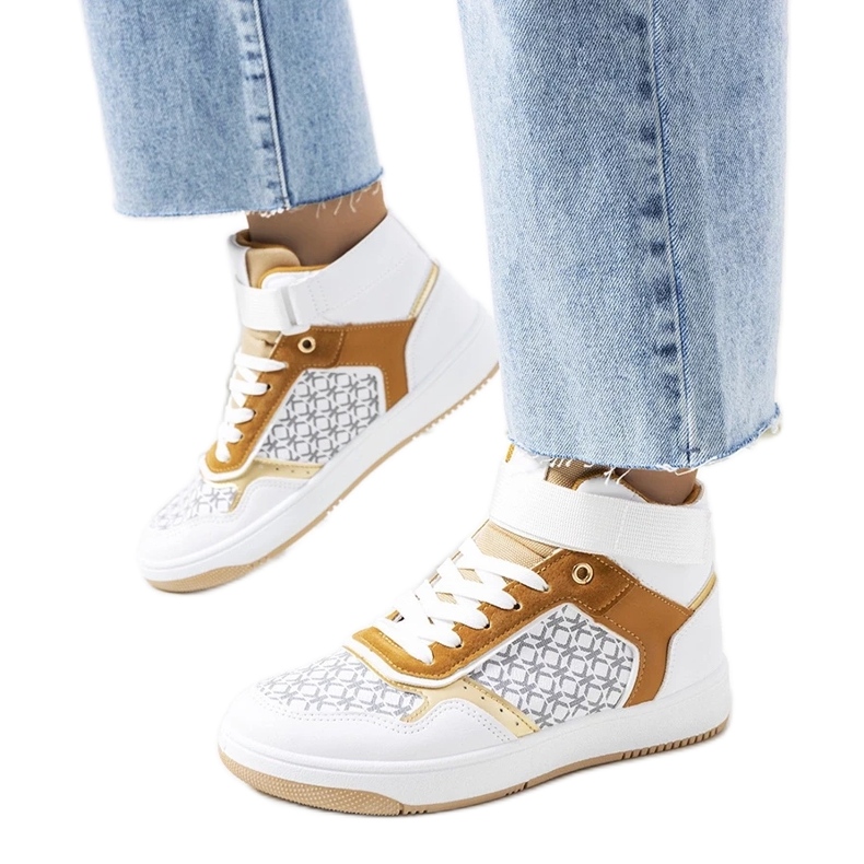 D/GMR Emmers fehér tornacipő