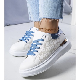 D/GMR Perforációkkal díszített Erin fehér és kék cipő
