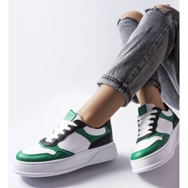 D/GMR Fehér és zöld cipő vastagabb talppal a Barontól