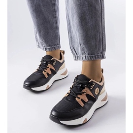 D/GMR Fekete és arany cipők Vinceeza