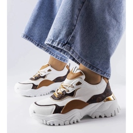 D/GMR Alta fehér tornacipő szabálytalan talpon