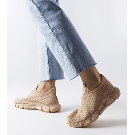 D/GMR Bézs színű felbújós sportcipő az Obenortól