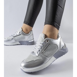 D/GMR A Facondo szürke tornacipő dekorszállal