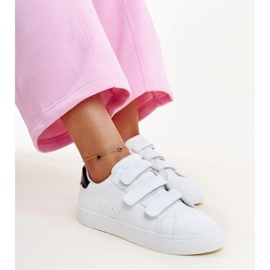 Samala fehér és fekete tépőzáras tornacipő