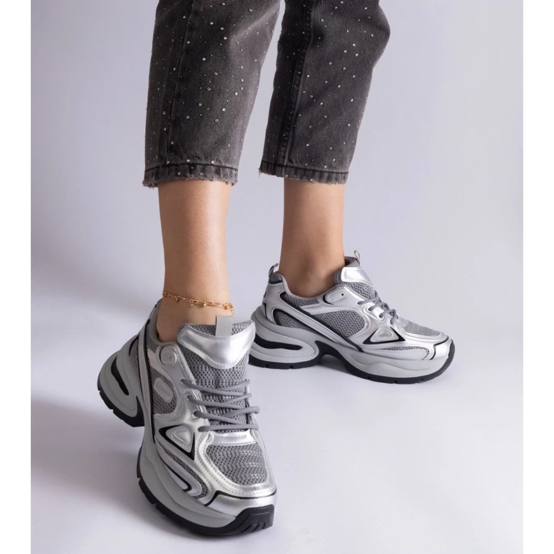 D/CEO Ezüst színű tornacipő masszív Adom talppal