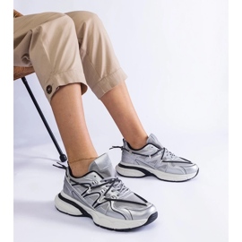 D/CEO Ezüst színű női tornacipő masszív Colunga talppal