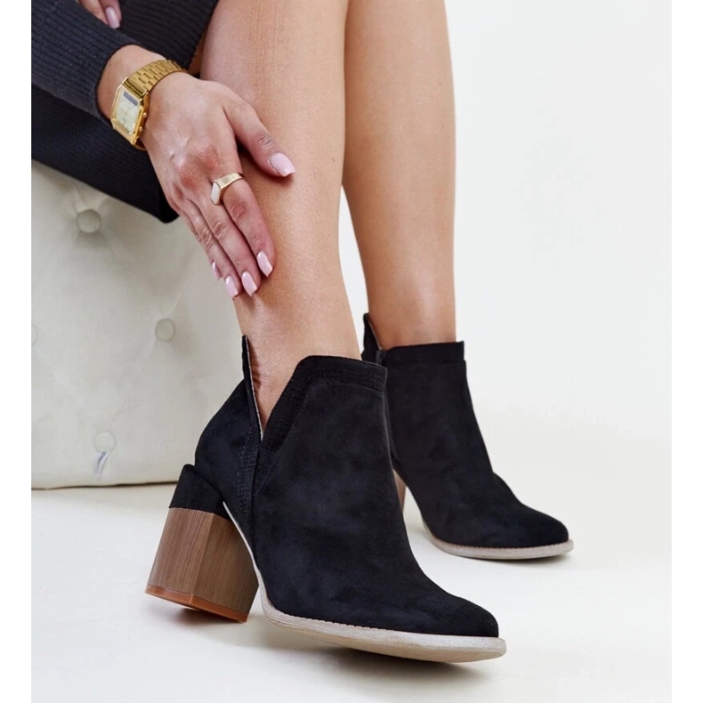 D/CEO Fekete szigetelt aszimmetrikus csizma Vanja blokkal