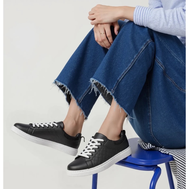 Női cipők veltor fekete