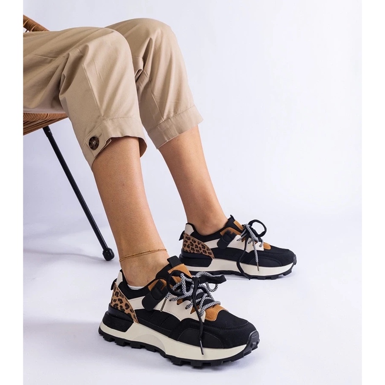 D/CEO Fekete tornacipő Soria állatmotívummal díszítve