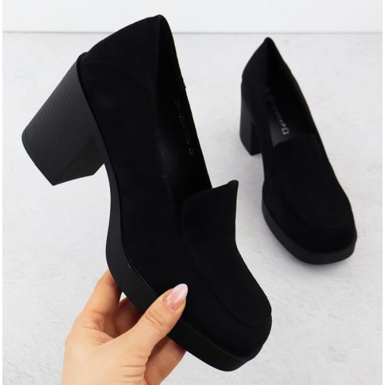 Potocki kiemelő cipő az SZ12547 WOL288A -ban fekete