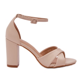 Szandál egy bár sarkon, öko bőr bézs Szandál egy bár sarkon, öko bőr bézs