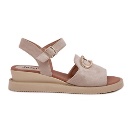 Jezzi Női ék szandál, bézs díszítéssel