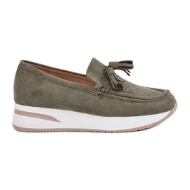 Mokaszinok egy finom öko -éhen zöld