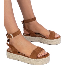 Brown Espadrilles szandál a peronon barna
