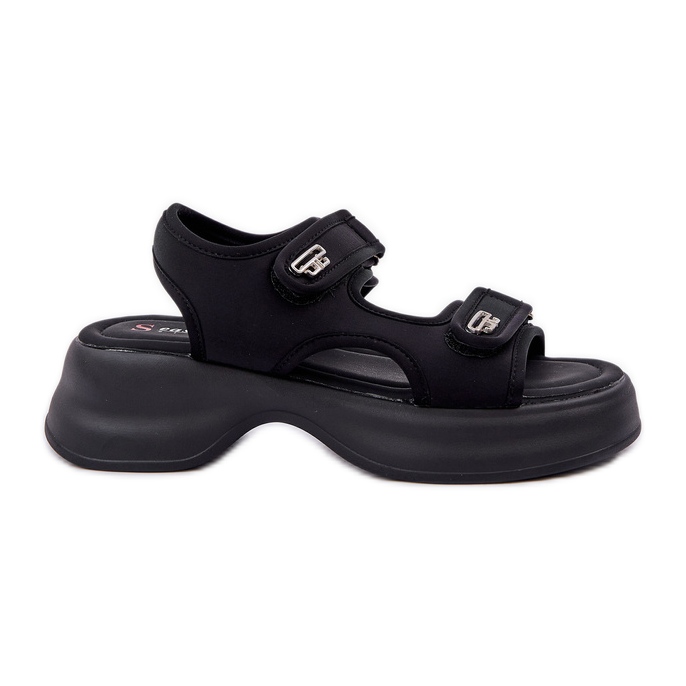 Anyag könnyű szandál a fekete platformon Anyag könnyű szandál a fekete platformon