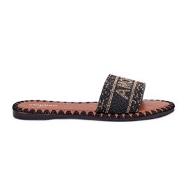 Lapos, feeding női papucs fekete dekorációval