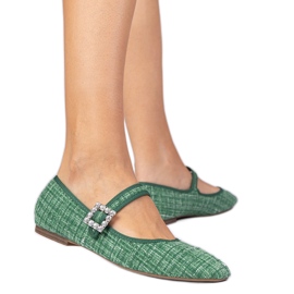 Zöld női ballerinák csatával és kristályokkal Zöld női ballerinák csatával és kristályokkal