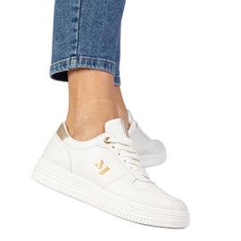 Bézs női cipők arany brokáddal