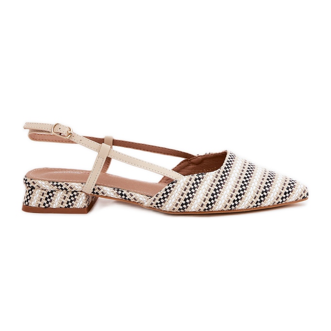 Női balerinák hegyes orrú, finom bézs sarokkal