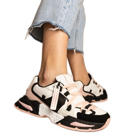 Rózsaszín női tornacipő masszív talppal fekete Rózsaszín női tornacipő masszív talppal fekete