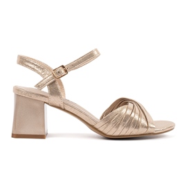 Goodin Arany elegáns szandál alacsony oszlopon aranysárga